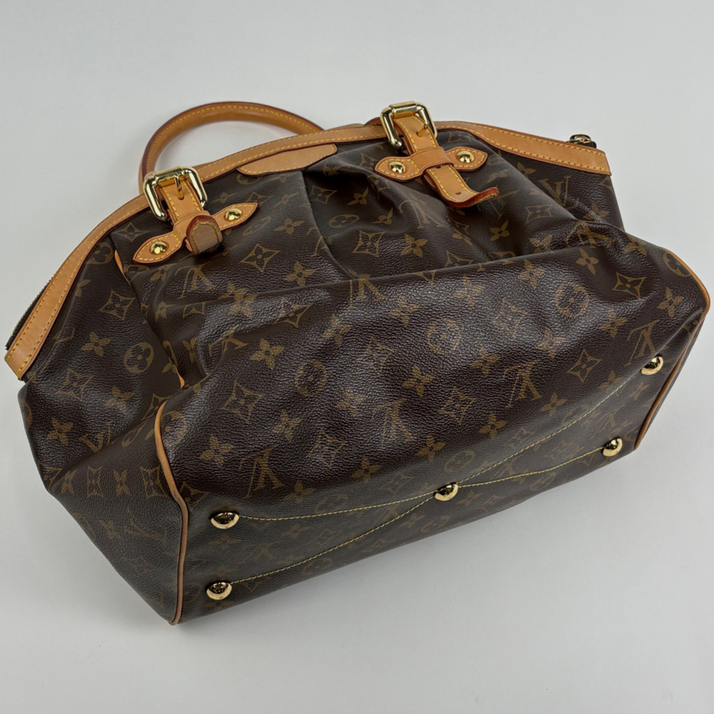 LOUIS VUITTON Authentic Brown Monogram Bag - Picture 2 of 10